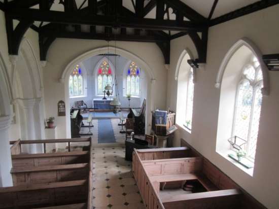 St Peter’s, Raithby — the box pews
